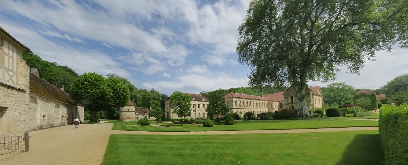 B (20) Abbeye de Fontenay.jpg